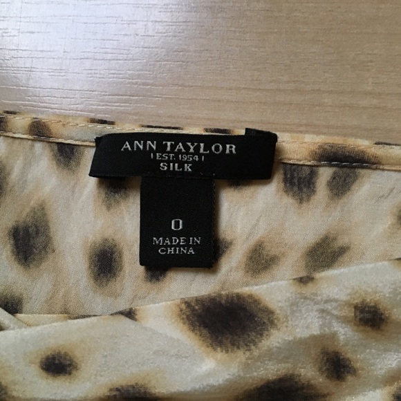 Ann Taylor silky animal print top - Picture 2 of 4